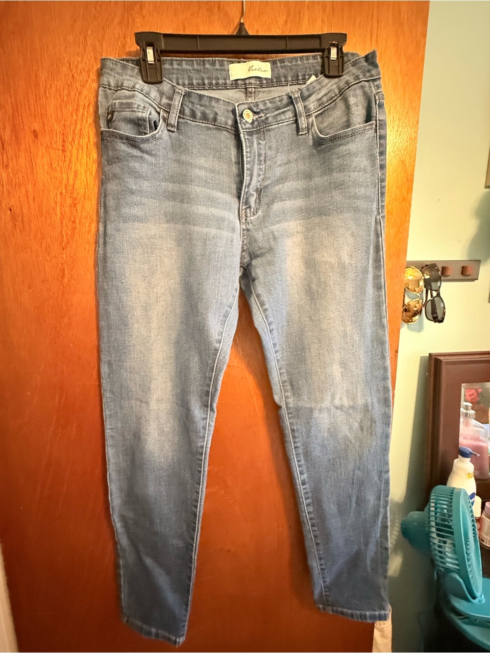 KanCan Light Blue Ankle Crop Jeans